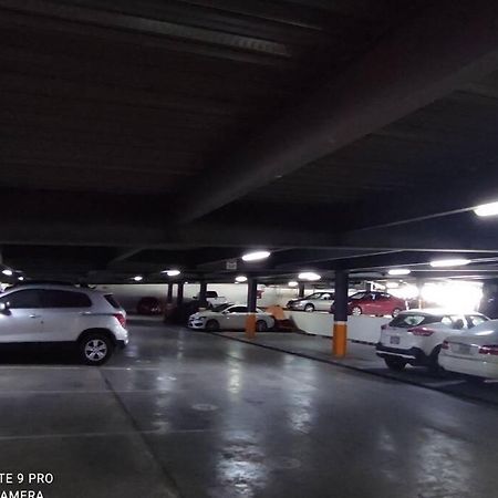 Condominio Torre Eme Frente Al Malecon Vista A La Ciudad Con Alberca Y Algo Al Mar Gimnacio Mazatlán Kültér fotó