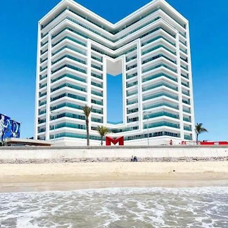 Condominio Torre Eme Frente Al Malecon Vista A La Ciudad Con Alberca Y Algo Al Mar Gimnacio Mazatlán Kültér fotó